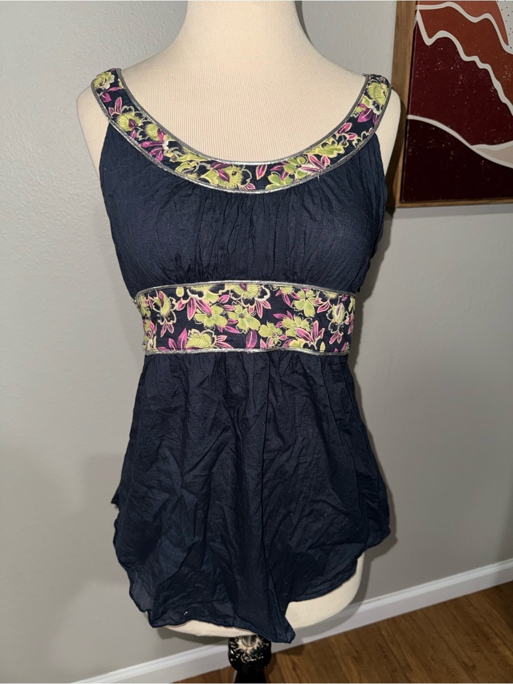 Free People embroidered floral tie black back tank top women’s size 8